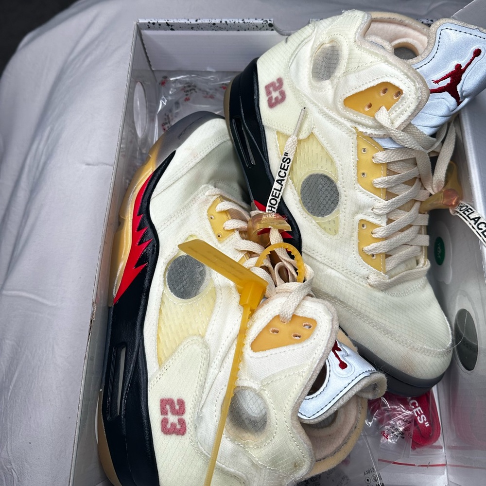 Off-white retro 5